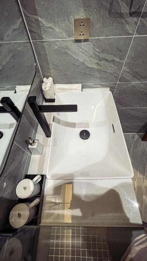 The Malibu Hotel Saigon ホーチミン市 エクステリア 写真